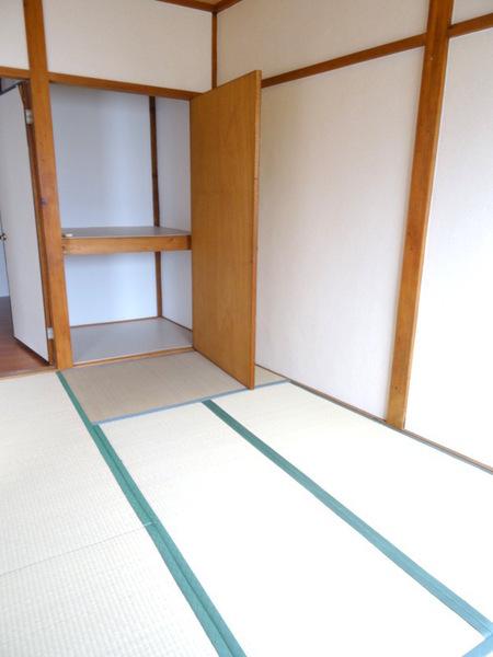 山城マンション(和室)