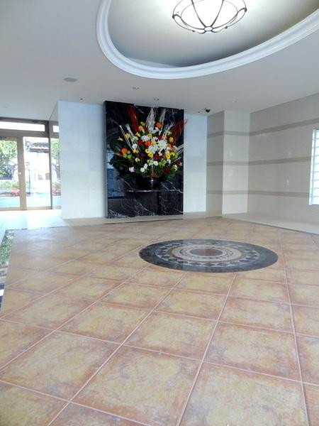 Luxe大正(エントランス)