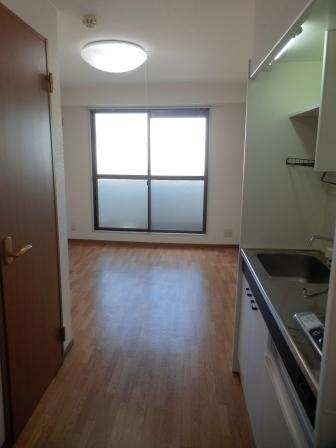 メゾンルリエル