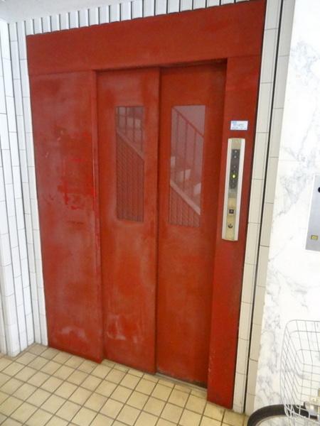 メゾンルリエル