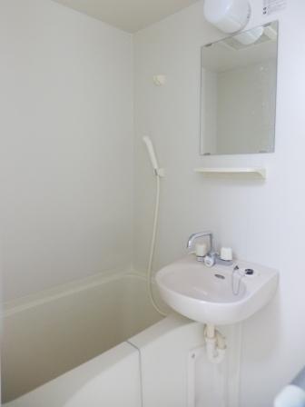 メゾンルリエル