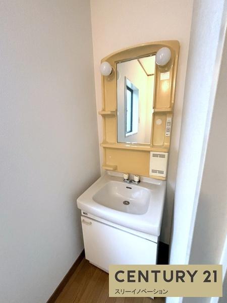 南恩加島2丁目貸家(洗面台・洗面所)