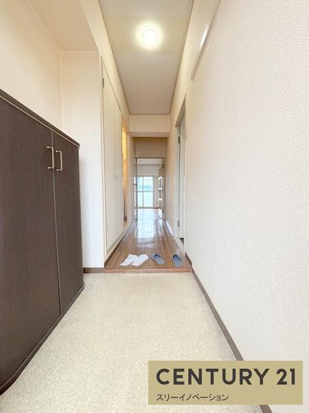 スリースター鶴町