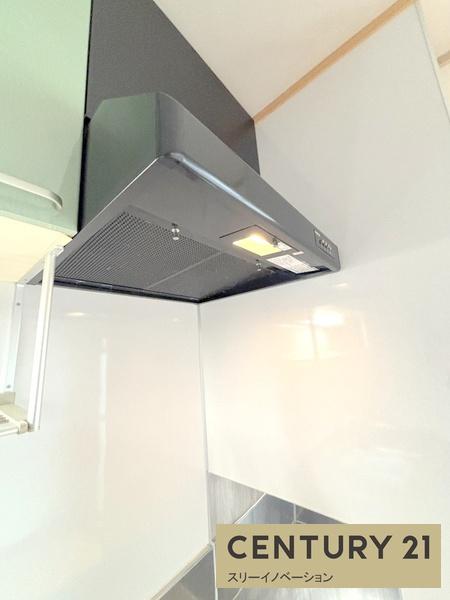 スリースター鶴町