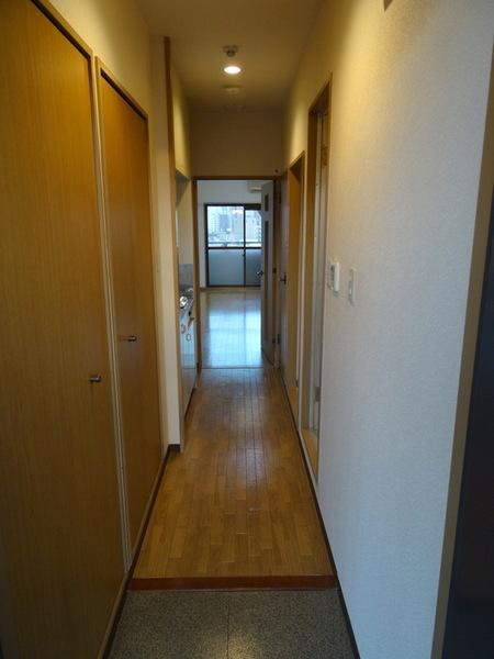 メゾネット・ドゥ・EMI