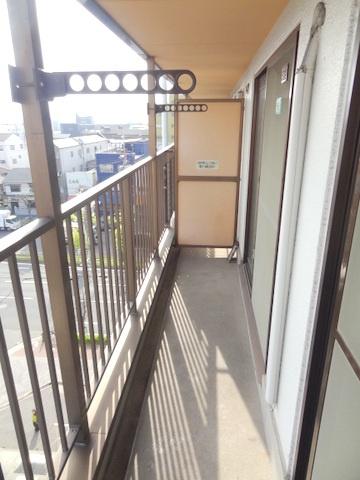 平和マンション