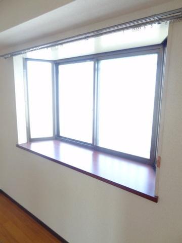 平和マンション