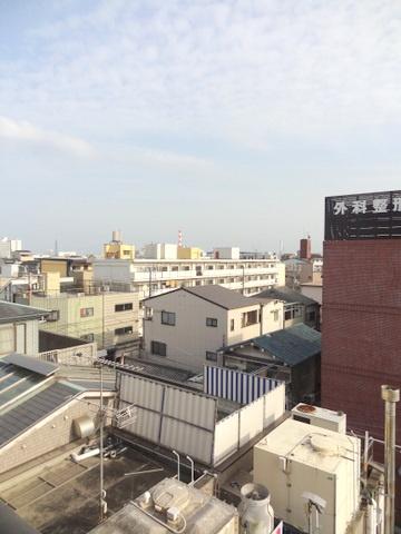 平和マンション