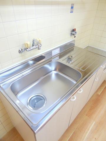 平和マンション