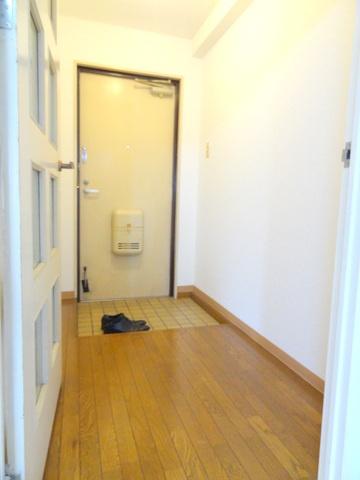 平和マンション