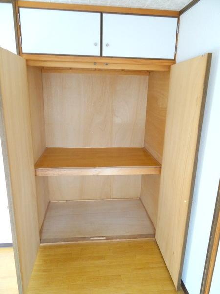 マンション西平