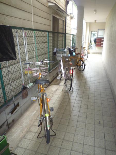 マンション西平