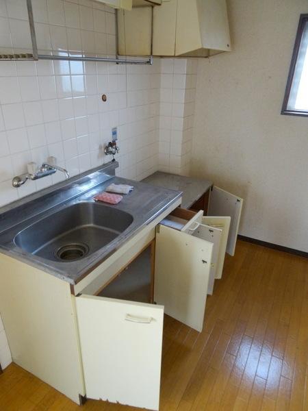 マンション西平