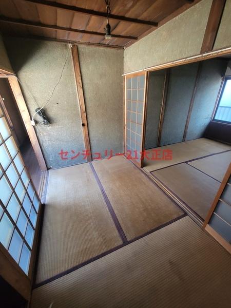 三軒家東6丁目倉庫