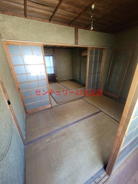 三軒家東6丁目倉庫