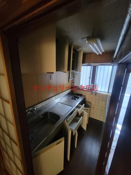 三軒家東6丁目倉庫