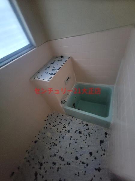 三軒家東6丁目倉庫