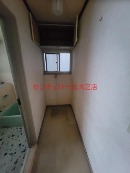 三軒家東6丁目倉庫