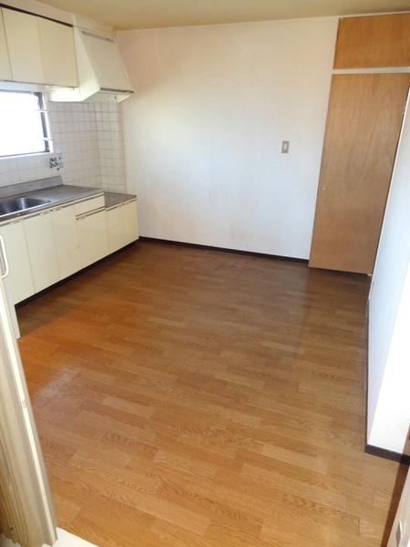 ワタナベパレス