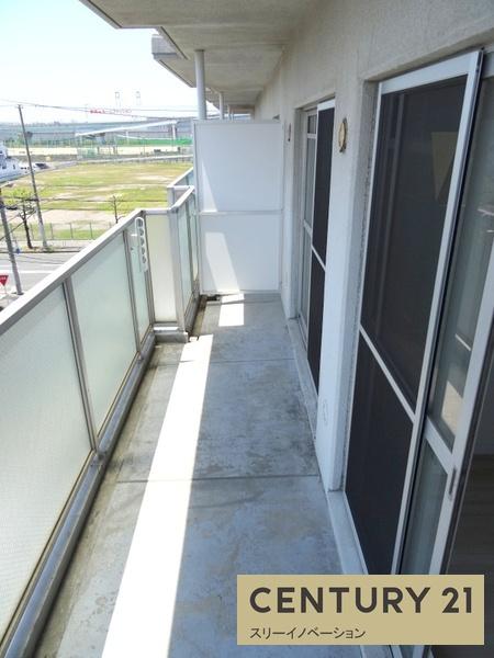 ヴィラスリースター鶴浜