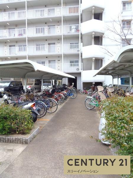 ヴィラスリースター鶴浜