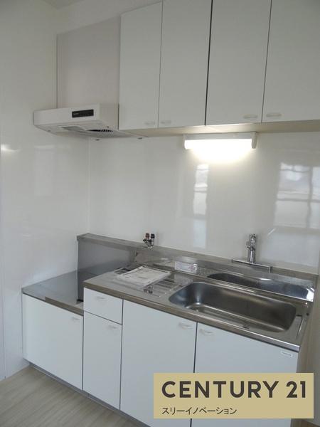 ヴィラスリースター鶴浜