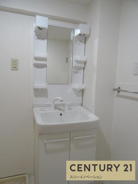 ヴィラスリースター鶴浜