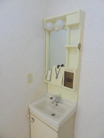 メゾンミラベル