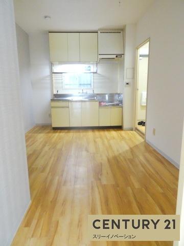 スリースター泉尾