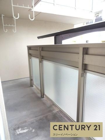 スリースター泉尾