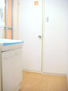 ハイツ　イーストテン