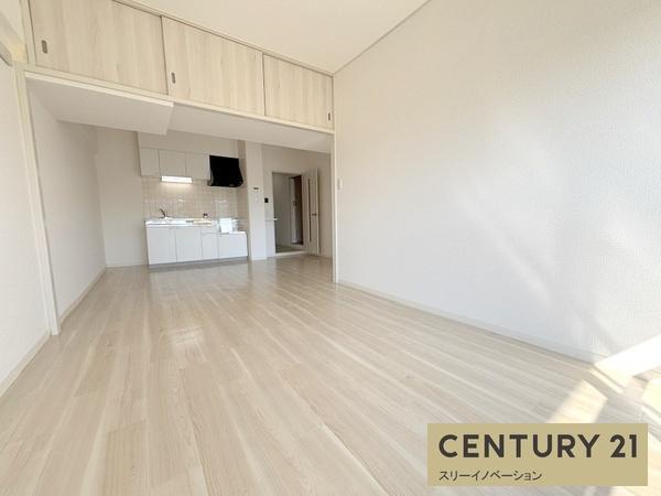 ヴィラスリースター鶴浜