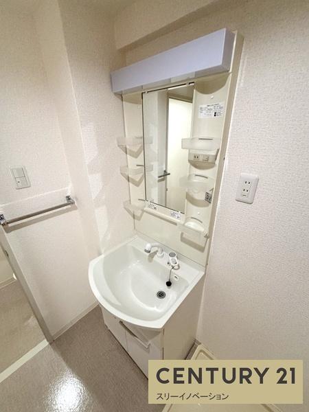 ヴィラスリースター鶴浜