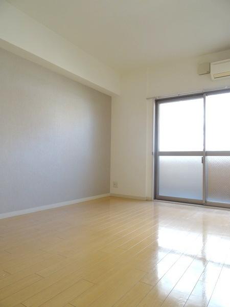 フォレスター一樹