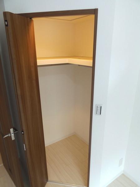 HRフロントリーガル難波WEST