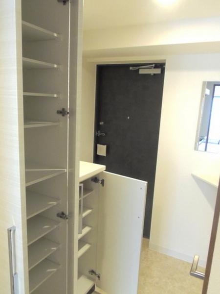 HRフロントリーガル難波WEST