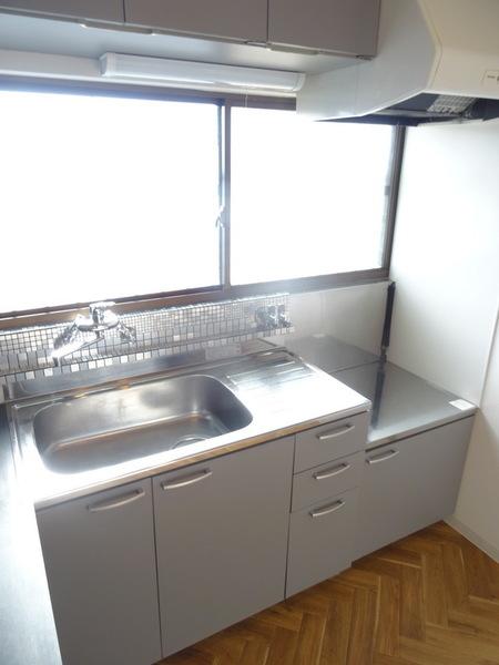 南恩加島6丁目貸家