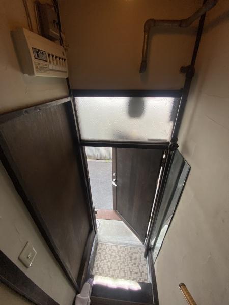 大阪市大正区三軒家西３丁目のテラスハウス