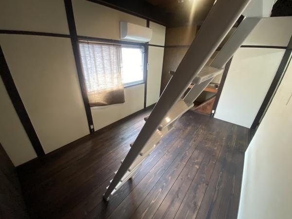 大阪市大正区三軒家西３丁目のテラスハウス