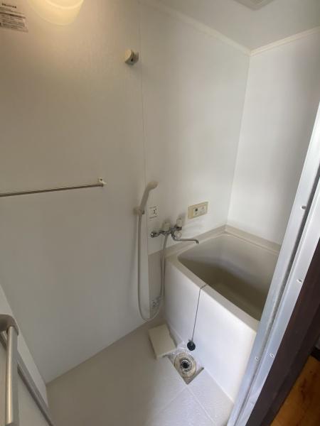 大阪市大正区三軒家西３丁目のテラスハウス