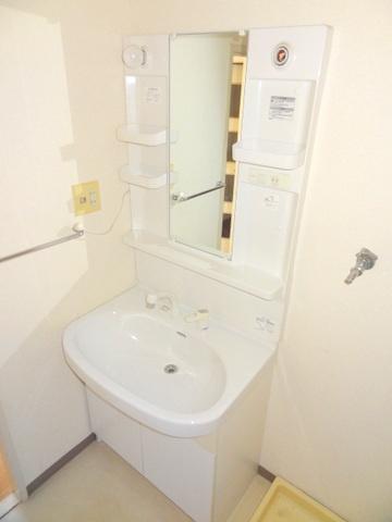 平和マンション