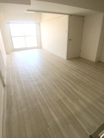 ヴィラスリースター鶴浜