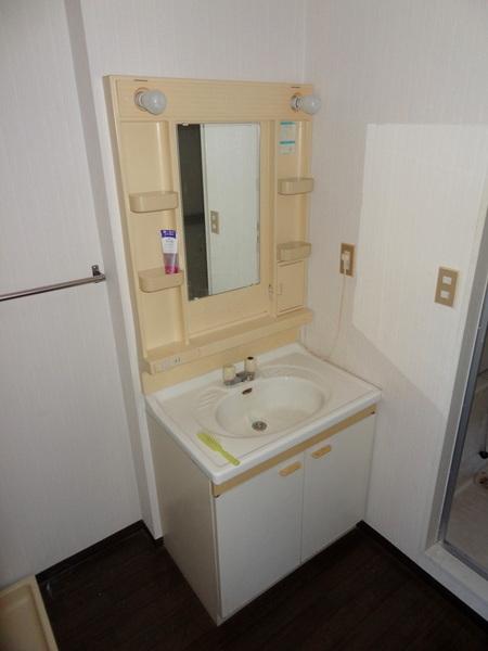 ワタナベパレス