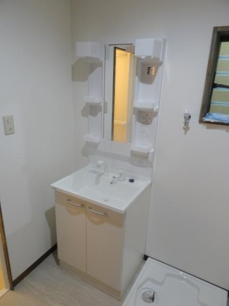 コーポスエヒロ