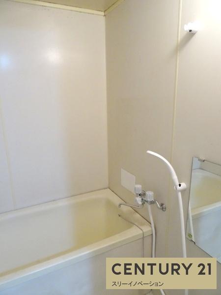 ヴィラスリースター鶴浜