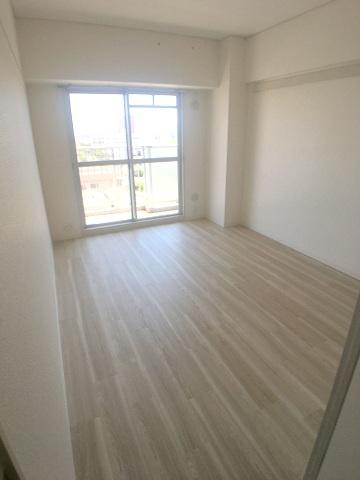 ヴィラスリースター鶴浜