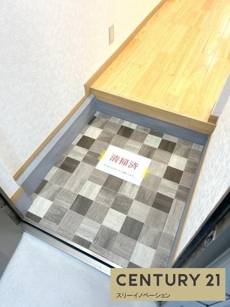 南恩加島３丁目貸家（連棟端）