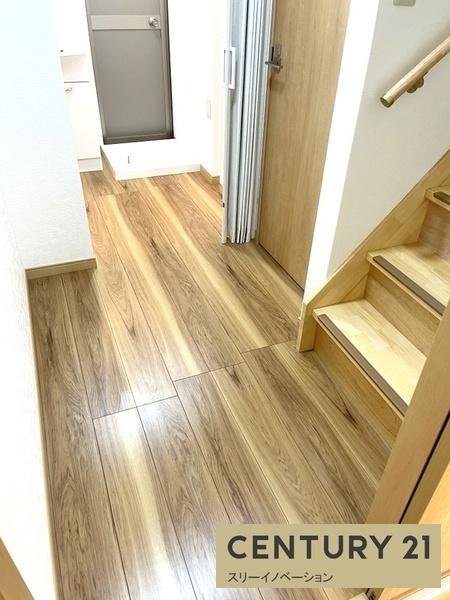 南恩加島３丁目貸家（連棟端）