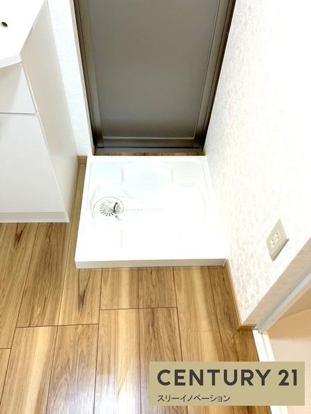 南恩加島３丁目貸家（連棟端）