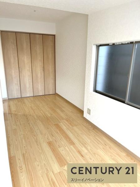 南恩加島３丁目貸家（連棟端）